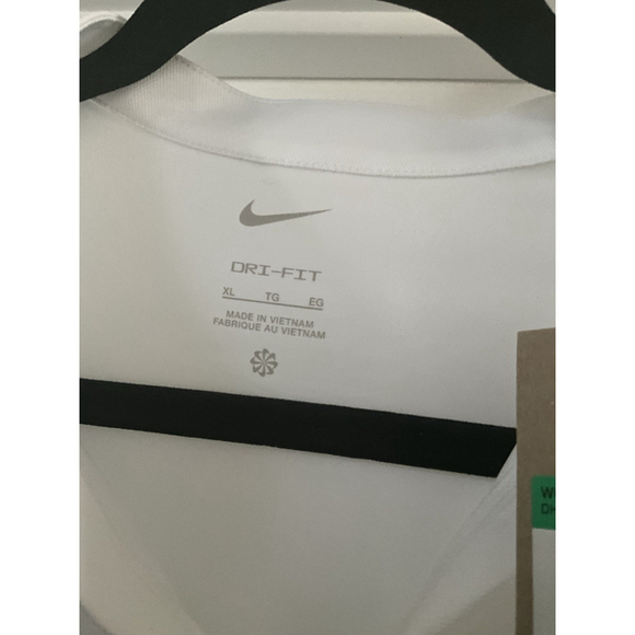 NWT Nike Women’s Size XL Dri-FIT Victory Golf Polo White/Green Stripe V-Neck - Picture 4 of 9